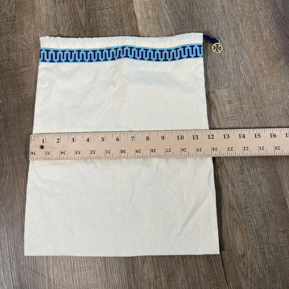 Tory Burch Travel‎ Dust Storage Bag Ivory Logo Charm Drawstring APPROX 12x14.5